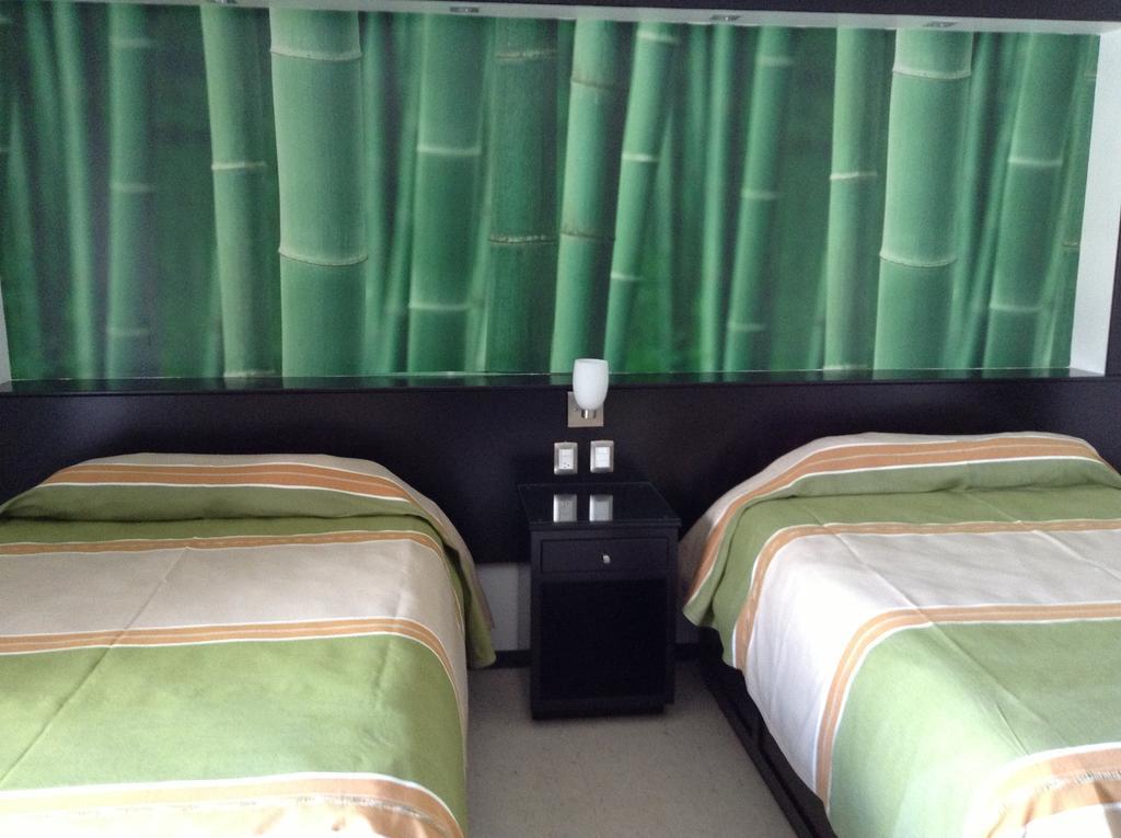 Los Faroles Hotel Uruapan (Michoacan) Extérieur photo